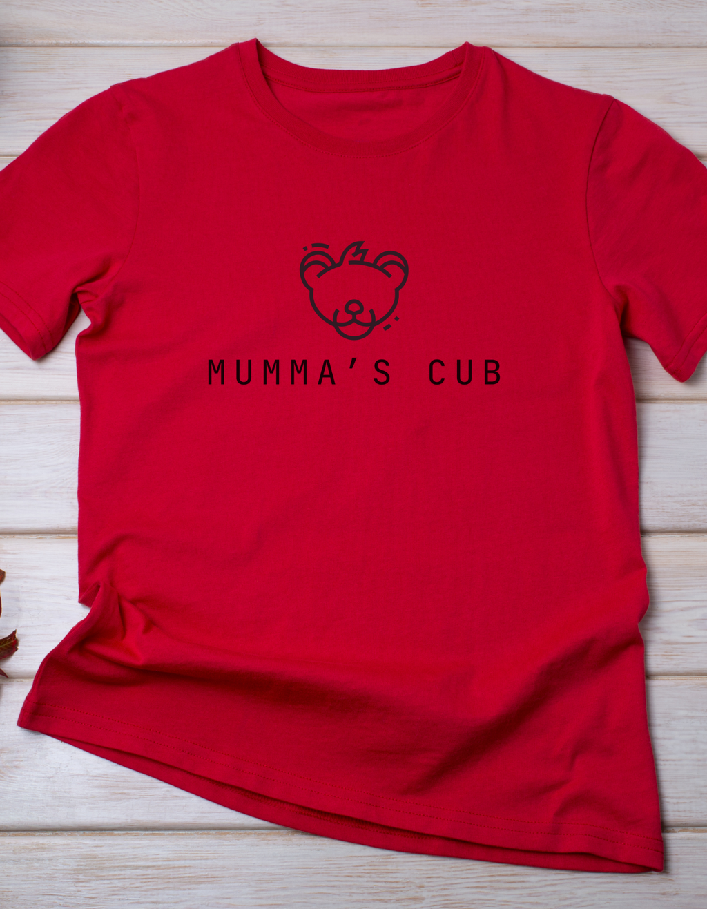Mumma's Cub cotton T-shirt for kids – flat lay
