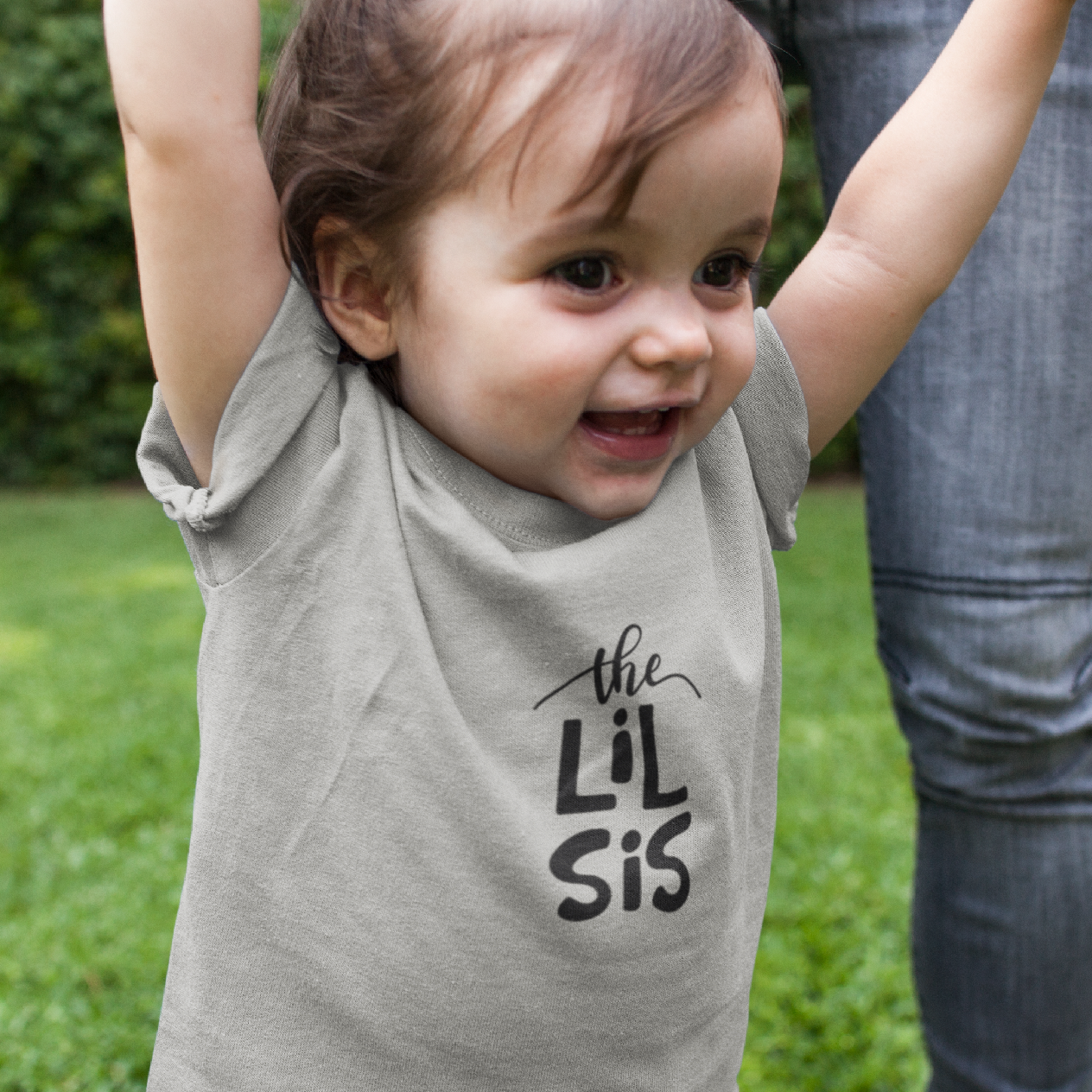 Cute girls cotton t-shirt with “The Lil Sis” print by Mumma’s Cub
