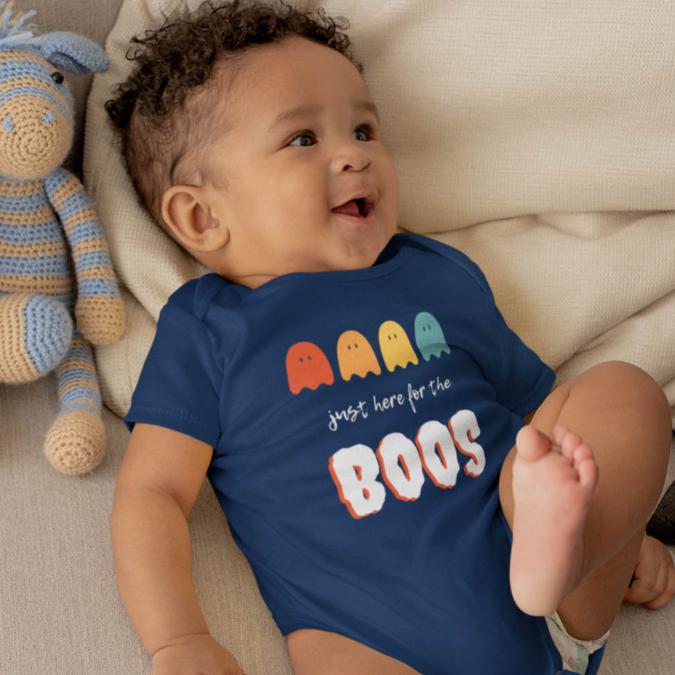 Baby soft cotton Halloween onesie with cute ghost print and “I’m Here for the Boos” text – breathable romper for infants